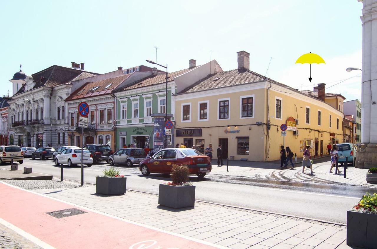 The Yellow Umbrella Studio Kluž Exteriér fotografie