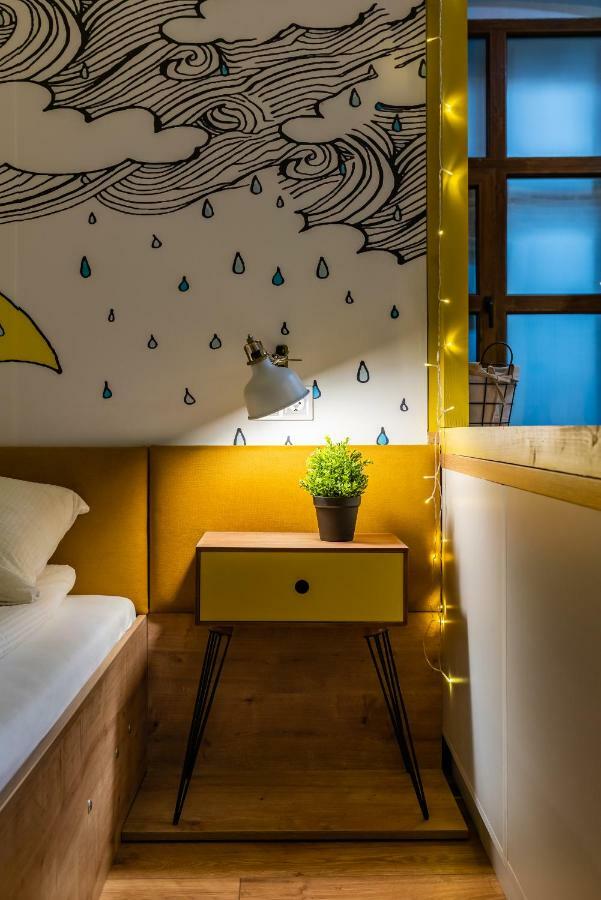 The Yellow Umbrella Studio Kluž Exteriér fotografie