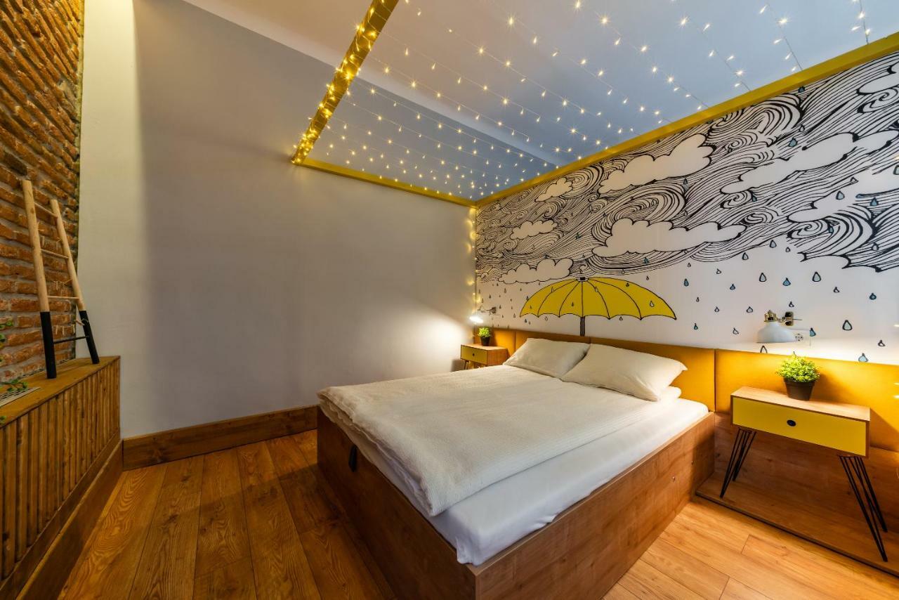 The Yellow Umbrella Studio Kluž Exteriér fotografie